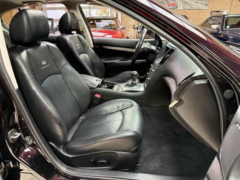 Used 2012 INFINITI G37 x Sedan w/ Premium Pkg AWD/4WD image 26