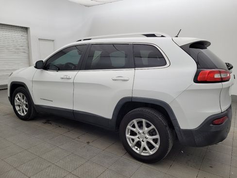 Used 2014 Jeep Cherokee Latitude w/ Comfort/Convenience Group FWD image 3