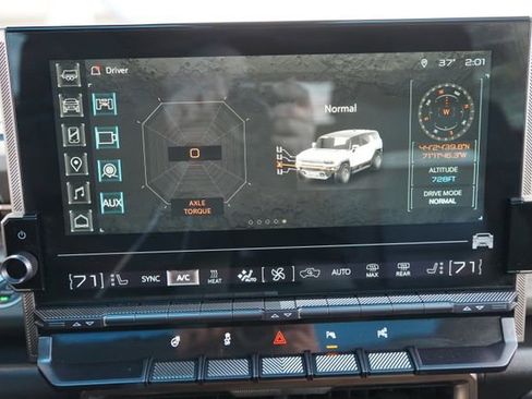 Used 2024 GMC Hummer EV 3X w/ LPO, Illumination Package AWD/4WD image 42