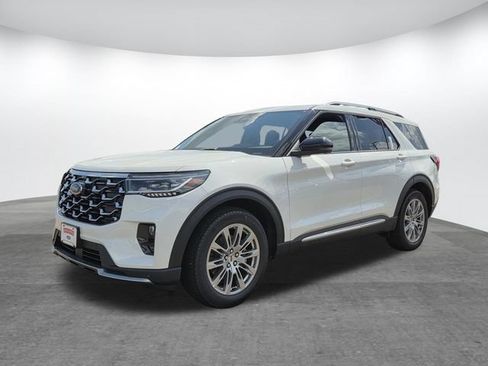New 2026 Ford Explorer Platinum RWD image 4