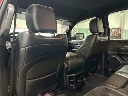 Used 2023 RAM 1500 Laramie AWD/4WD image 45