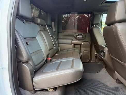 Used 2022 GMC Sierra 2500 Denali w/ Denali Ultimate Package image 19