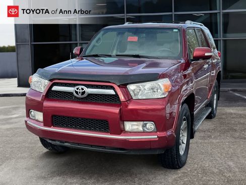 Used 2013 Toyota 4Runner SR5 image 7