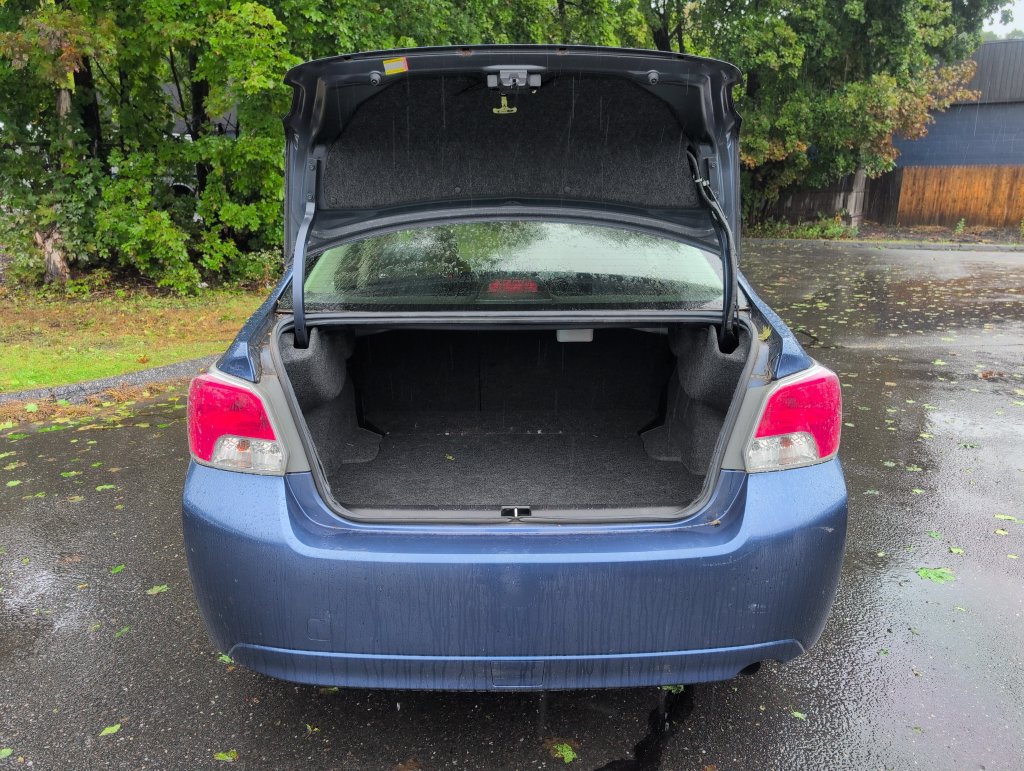 Used 2013 Subaru Impreza 2.0i Premium AWD/4WD image 31