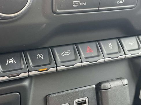 Used 2025 Chevrolet Silverado 1500 Custom RWD image 16