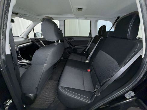 Used 2017 Subaru Forester 2.5i Premium w/ All-Weather Package image 12