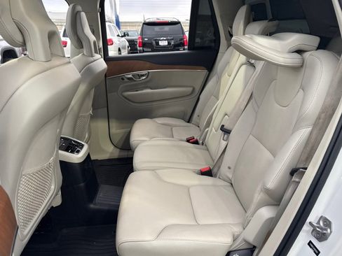 Used 2022 Volvo XC90 T8 Inscription Expression w/ Advanced Package image 20