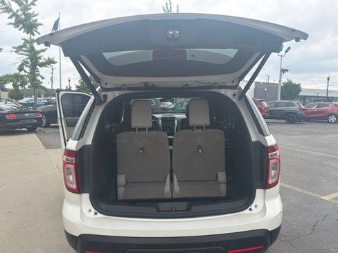 Used 2014 Ford Explorer Limited w/ Equipment Group 302A AWD/4WD image 9