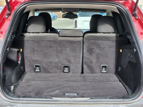 Used 2017 Jeep Cherokee Latitude w/ Safety/Convenience Group image 12