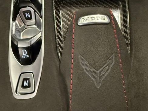 Used 2022 Chevrolet Corvette Stingray w/ Z51 Performance Package image 39