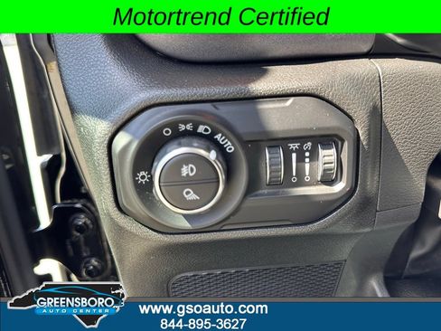 Used 2022 Jeep Gladiator Mojave w/ LED Lighting Group AWD/4WD image 38