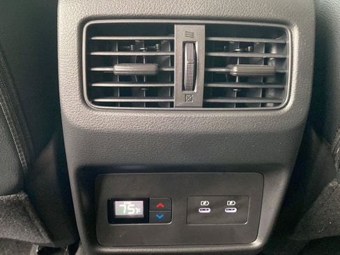 Certified 2025 Nissan Rogue SL w/ SL Premium Package AWD/4WD image 28