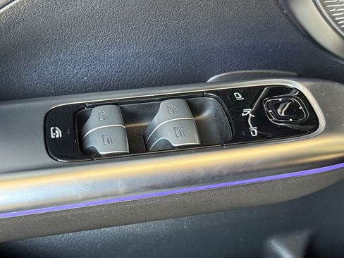 New 2025 Mercedes-Benz C 300 4MATIC Sedan image 13