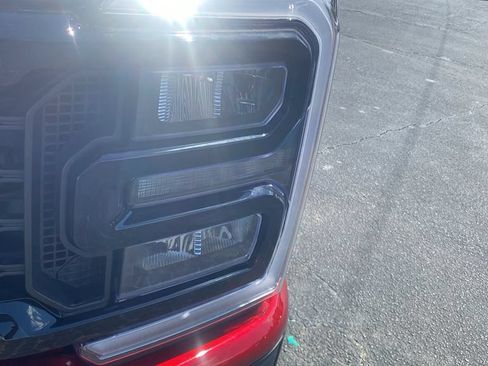 New 2027 Ford F250 Lariat w/ Black Appearance Package AWD/4WD image 9