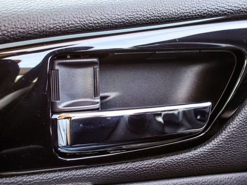 New 2026 Mitsubishi Eclipse Cross SE image 9