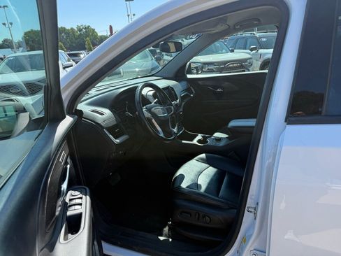Used 2021 GMC Terrain SLT FWD image 9