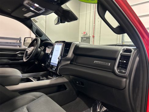 Used 2025 RAM 1500 Big Horn image 36