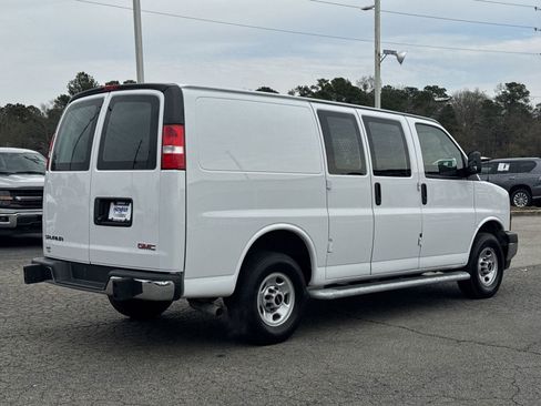 Used 2024 GMC Savana 2500 w/ Driver Convenience Package image 10
