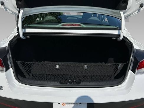 New 2025 Hyundai Elantra SEL FWD image 23