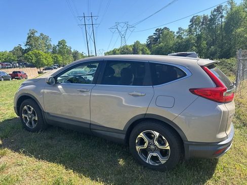 Used 2017 Honda CR-V EX image 4