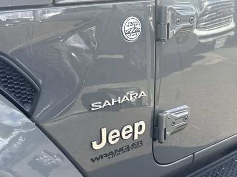 Used 2021 Jeep Wrangler Unlimited Sahara w/ Uconnect 4C Nav & Sound Group image 29