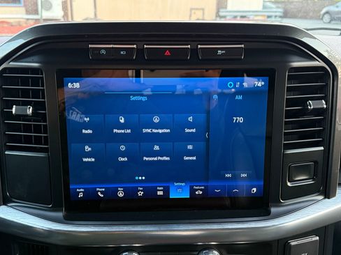 Used 2021 Ford F150 Lariat w/ Equipment Group 502A High image 40