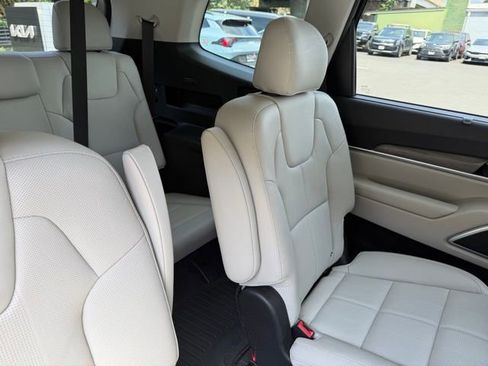 Used 2021 Kia Telluride EX w/ EX Premium Package FWD image 15