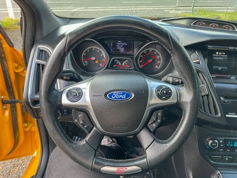 Used 2013 Ford Focus ST image 13