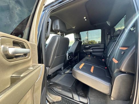 Used 2022 GMC Sierra 2500 AT4 w/ Gooseneck/5TH Wheel Package image 8