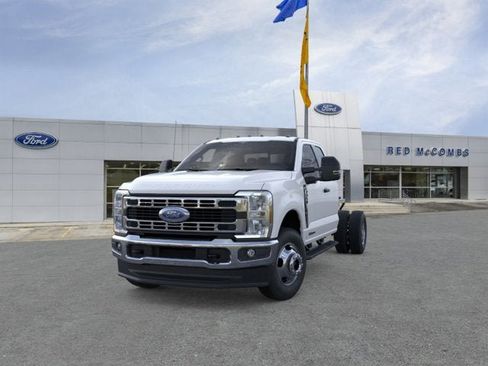 New 2026 Ford F350 XL AWD/4WD image 2