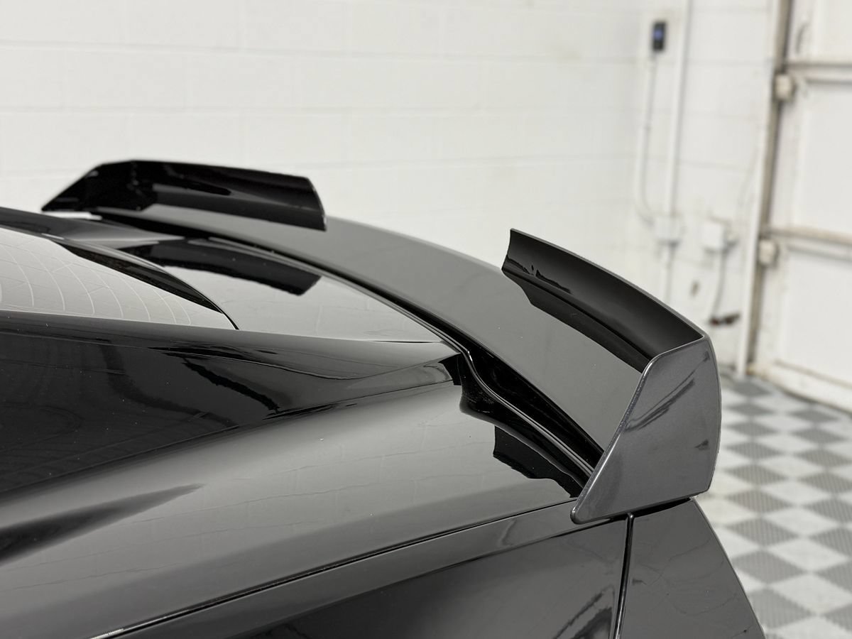 Used 2015 Chevrolet Corvette Stingray Coupe w/ 2LT Preferred Equipment Group RWD image 10