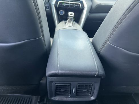 Used 2021 Toyota Venza Limited w/ Advanced Technology Package image 26