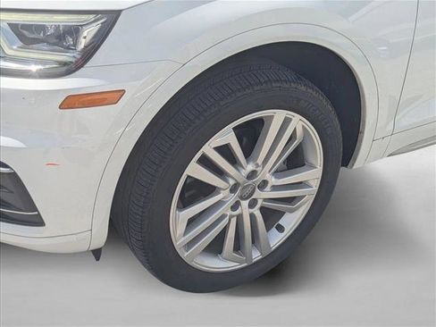 Used 2018 Audi Q5 2.0T Premium Plus w/ Premium Plus Package AWD/4WD image 21