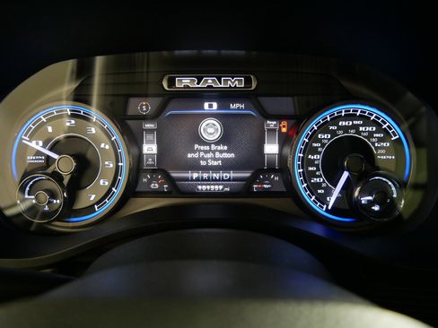 Used 2019 RAM 1500 Limited image 21