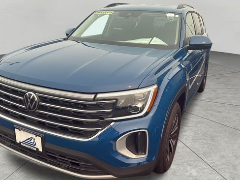 Used 2025 Volkswagen Atlas SE AWD/4WD image 33