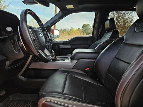 Used 2018 Ford F150 Raptor w/ Equipment Group 802A Luxury image 11