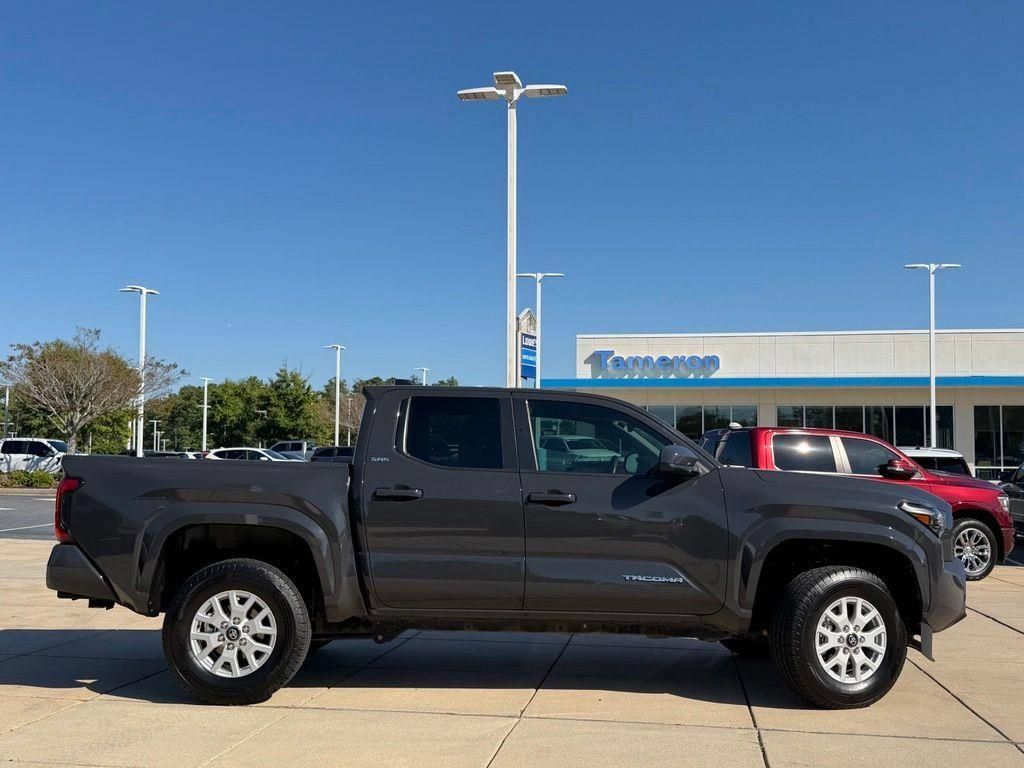Used 2024 Toyota Tacoma SR5 RWD image 5