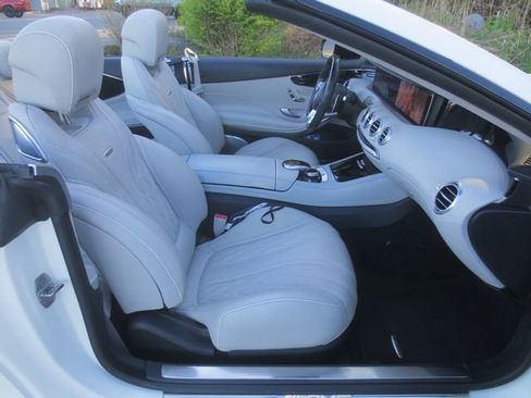 Used 2019 Mercedes-Benz S 63 AMG 4MATIC Cabriolet w/ Driver Assistance Package image 20