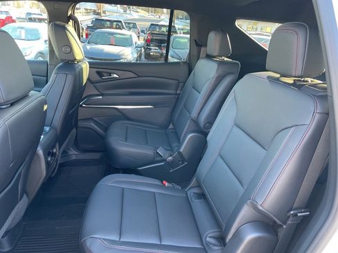 New 2026 Chevrolet Traverse Z71 w/ Driver Confidence Package image 13