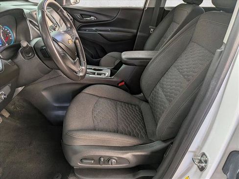 Used 2019 Chevrolet Equinox LT FWD image 22