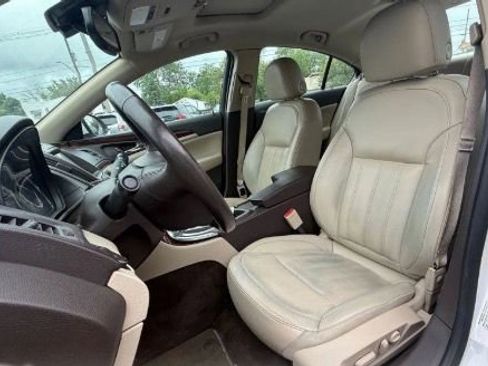Used 2017 Buick Regal Premium w/ Experience Buick Package AWD/4WD image 11
