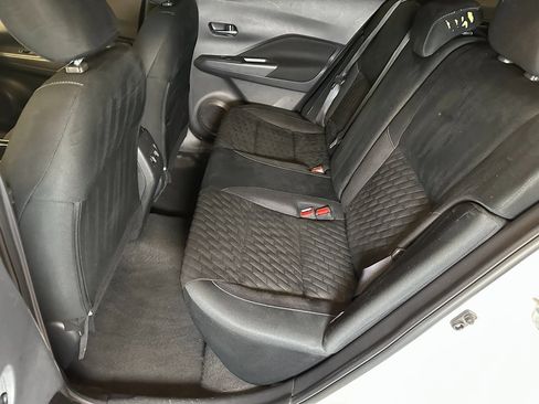 Used 2021 Nissan Kicks SV image 20