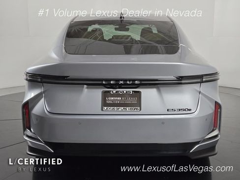 Used 2026 Lexus ES 350e w/ Convenience Package FWD image 5