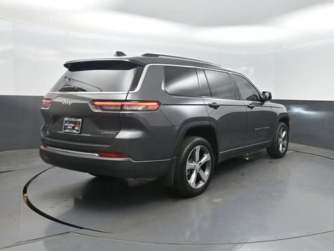 Used 2022 Jeep Grand Cherokee L Limited RWD image 29
