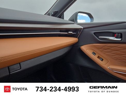 Used 2022 Toyota Avalon Limited w/ Advanced Safety Package FWD image 32