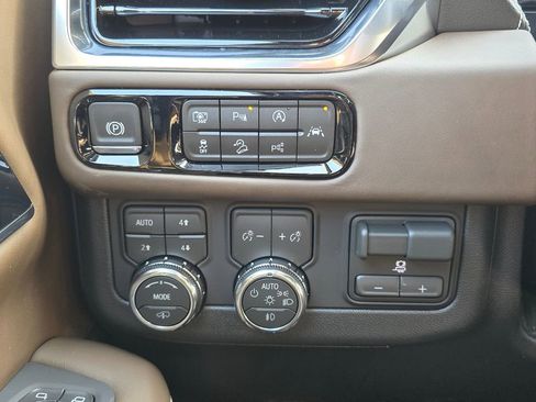 New 2026 GMC Yukon XL Denali Ultimate image 18