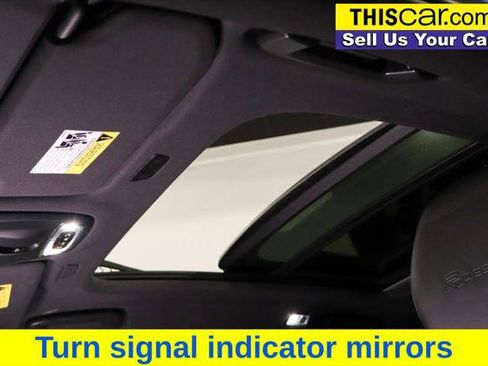 Used 2020 Volvo S90 T6 R-Design image 19