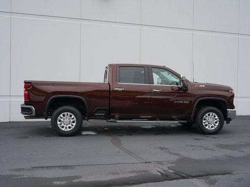 Certified 2024 Chevrolet Silverado 2500 LTZ w/ LTZ Convenience Package AWD/4WD image 2