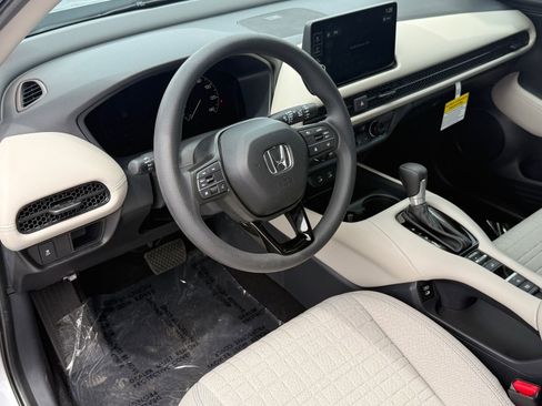 New 2026 Honda HR-V LX image 12