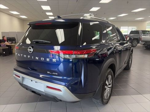 Used 2023 Nissan Pathfinder SL w/ Cargo Package AWD/4WD image 8